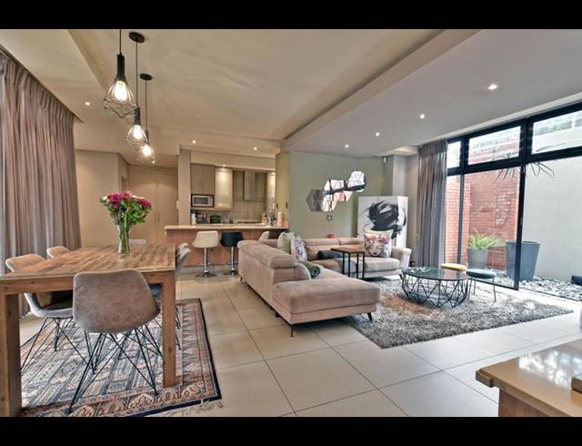 2 BEDROOM APARTMENT FOR SALE IN MELROSE ESTATE